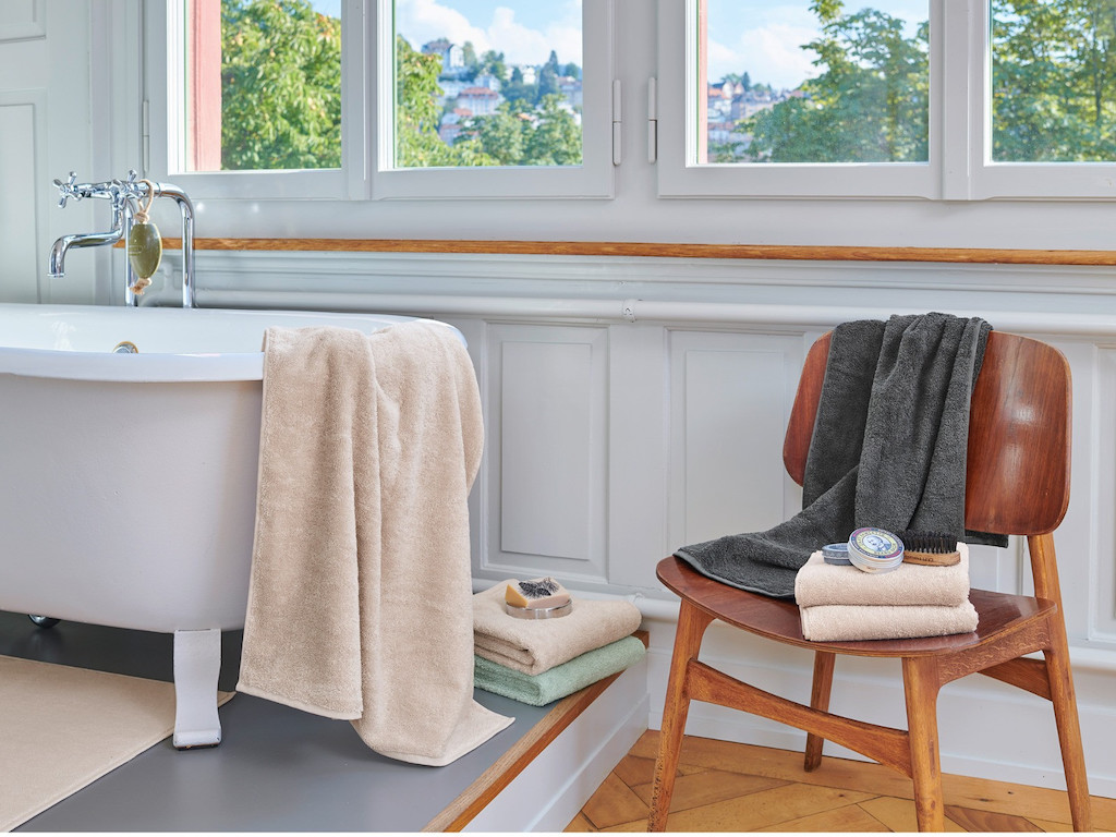 Christian Fischbacher Bath