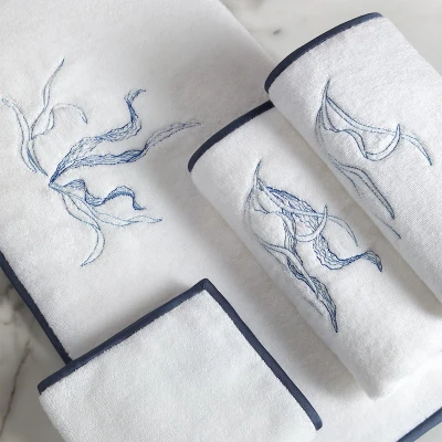 Couture - Nautilus Bath