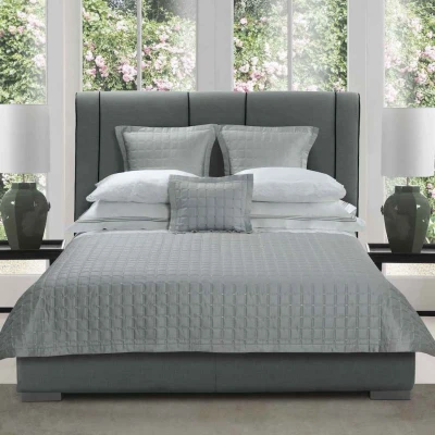 Minerva Quilt Coverlet