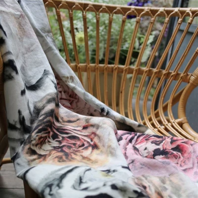 Pahari Lino Tuberose Throw Retired Pattern