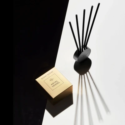 Scent Scene Vessel in Gunmetal Black