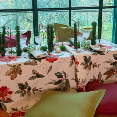 Etoile Table Linens