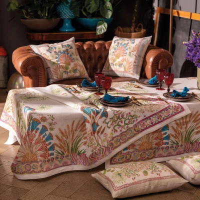Papyro Table Linens