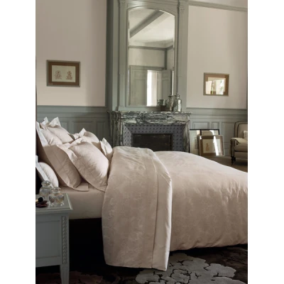 Chic Luxe & Coverlet