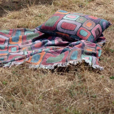 Sajio Telinus Coverlet