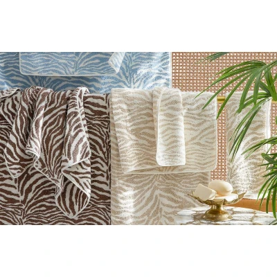 Matouk Schumacher Regine Towels