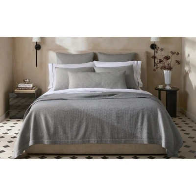 Matouk Jackson Coverlet