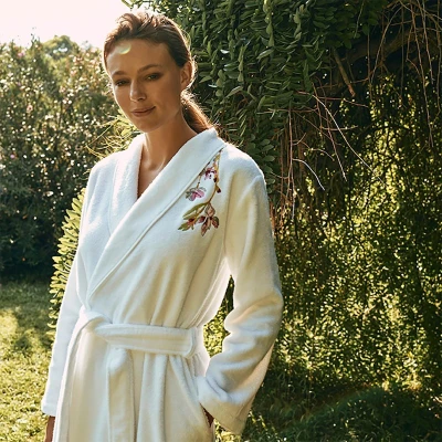 Gaura Bath Robe