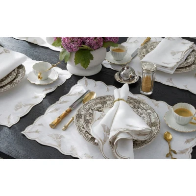 Matouk Marcella Table Linens