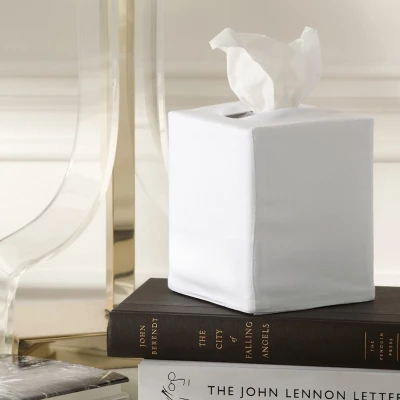Matouk Plain Tissue Box Cover