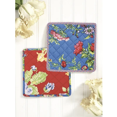 Parade Patchwork Potholder Set