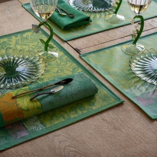 Cottage Table Linens Coated