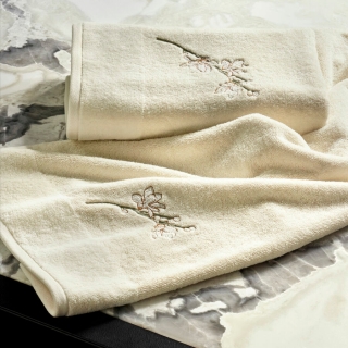 Hugo Boss Almond Flowers Towels